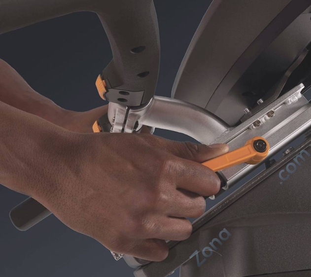 Вертикальный велоэргометр Matrix U50XIR Вертикальный велоэргометр Matrix U50XIR