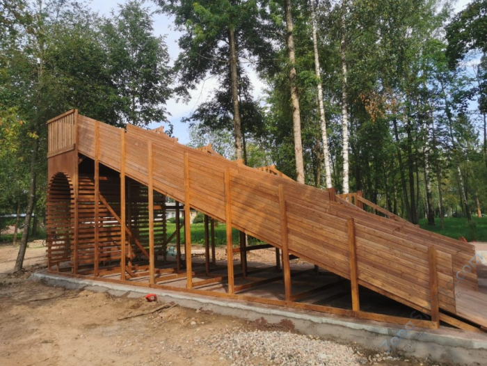 Зимняя деревянная заливная горка Морозко 12м Макси Зимняя деревянная заливная горка Морозко 12м Макси