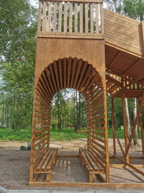 Зимняя деревянная заливная горка Морозко 12м Макси Зимняя деревянная заливная горка Морозко 12м Макси